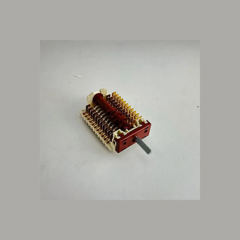 Conmutador horno Electrolux 6+0 modelo 140137437020