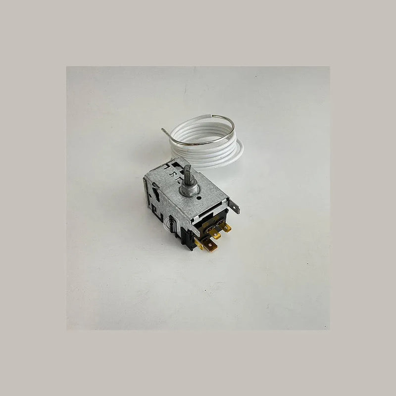 Termostato frigorífico Electrolux D077B5223 con referencia original